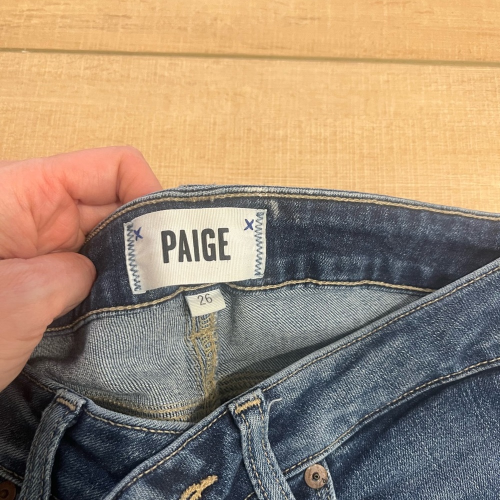 PAIGE “Verdugo” Ankle Skinny Jeans